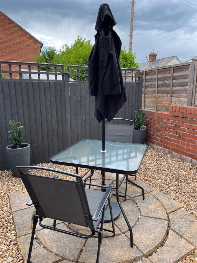 Appartement Cartref - Fully Equipped And Stunning Town Flat à Shrewsbury Extérieur photo