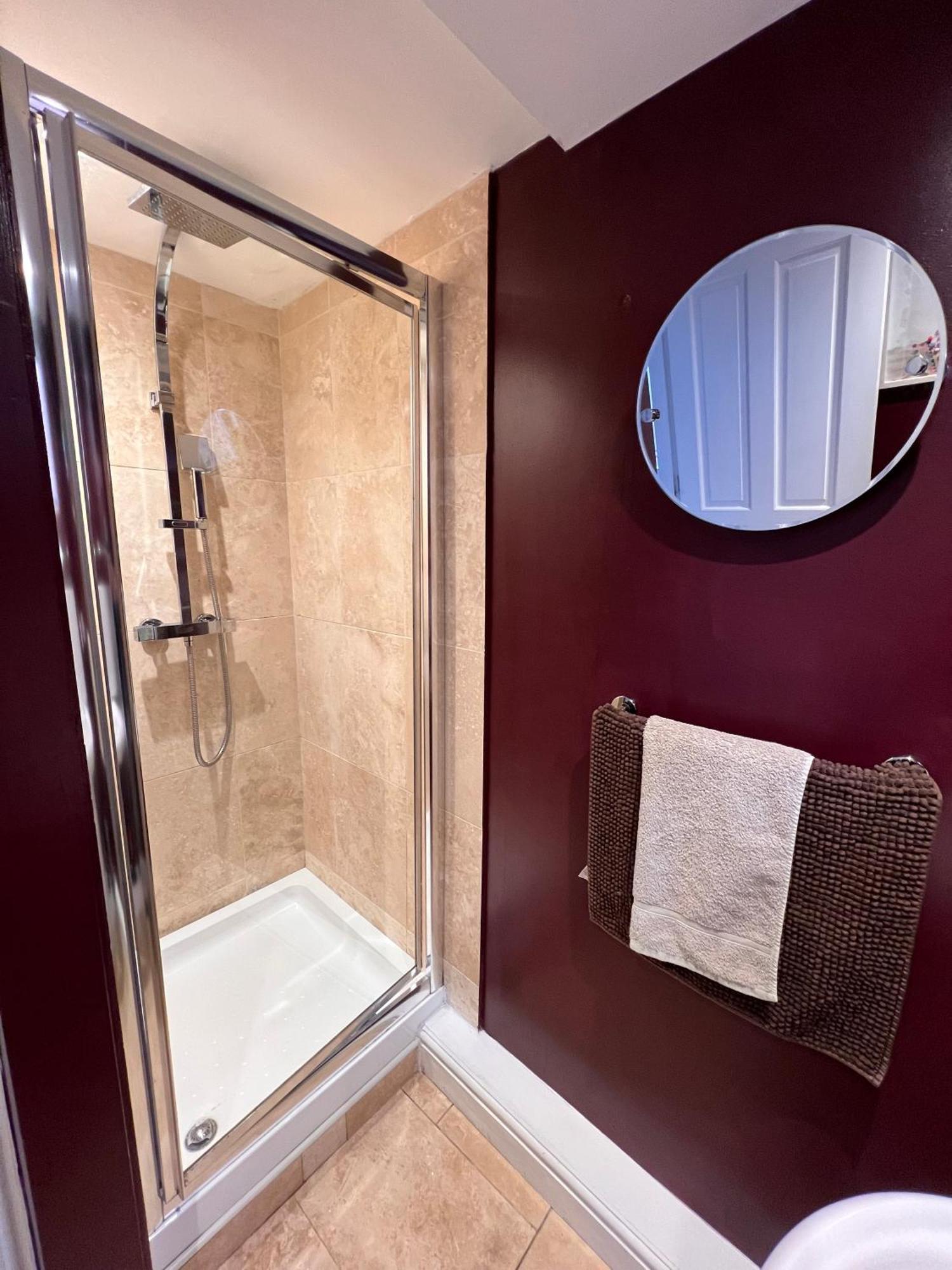 Appartement Cartref - Fully Equipped And Stunning Town Flat à Shrewsbury Extérieur photo