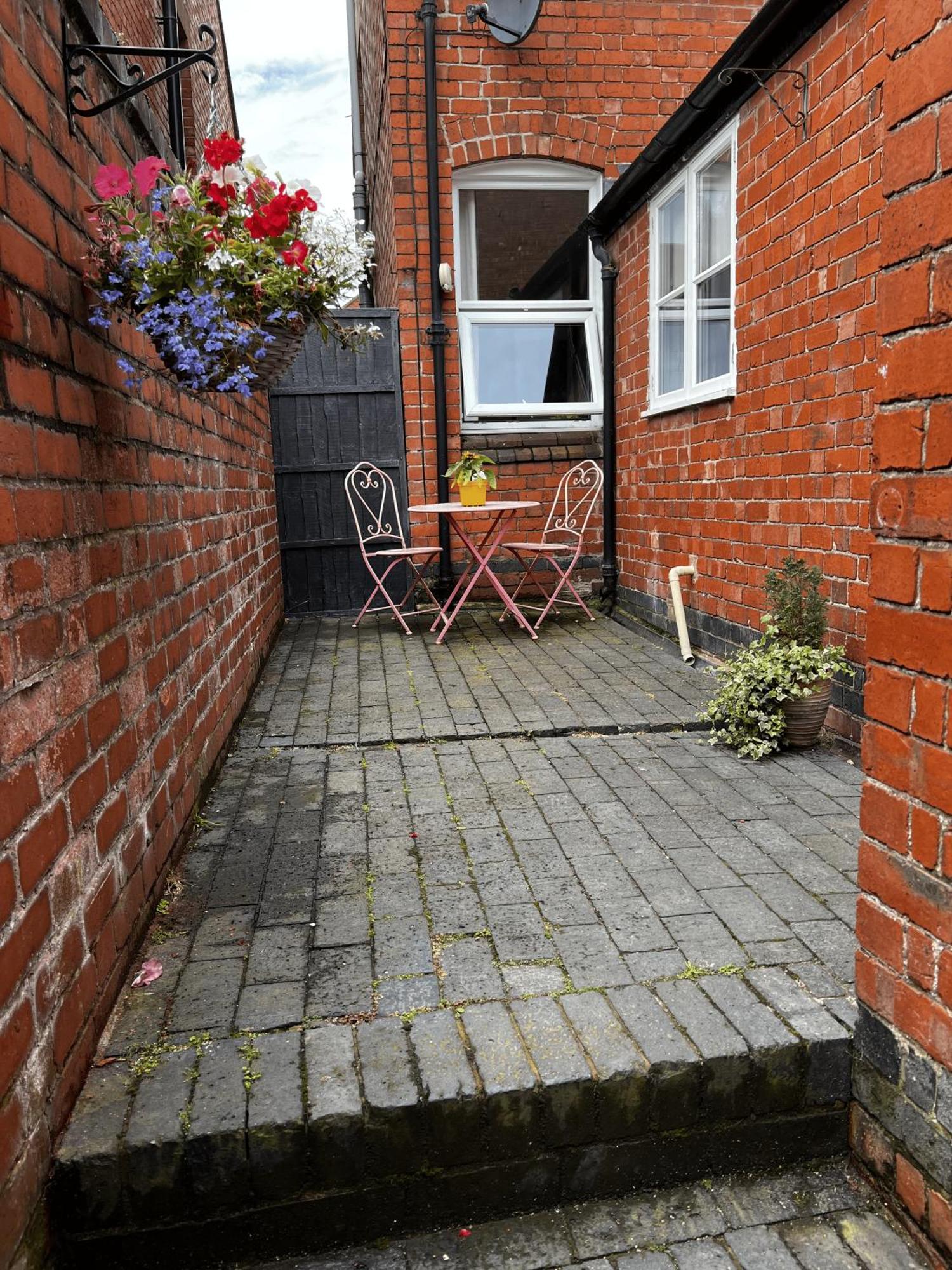 Appartement Cartref - Fully Equipped And Stunning Town Flat à Shrewsbury Extérieur photo